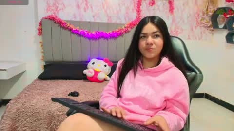 melissa___saenz online show from August 11, 11:45 am