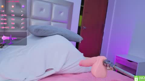 melissa_luu online show from August 11, 4:09 pm