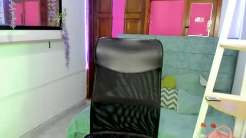melissa_thomson_ online show from August 13, 3:42 am