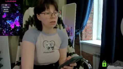 Melissa online show from July 31, 9:15 am