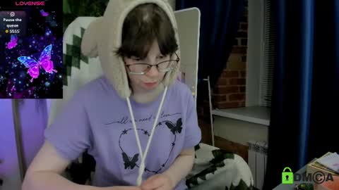 Melissa online show from August 1, 11:44 pm