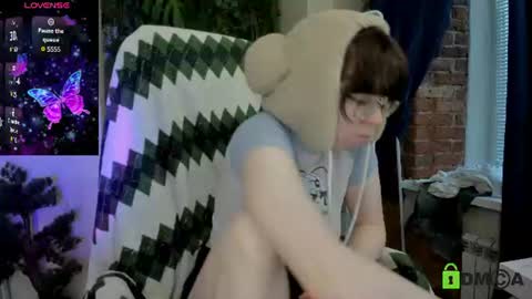 Melissa online show from August 6, 2:54 am