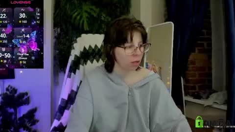 Melissa online show from August 9, 9:16 pm