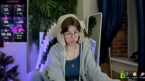 Melissa online show from August 14, 10:13 pm