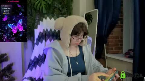 Melissa online show from August 15, 2:04 am
