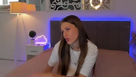 MelissaCrayzy online show from August 8, 5:29 am