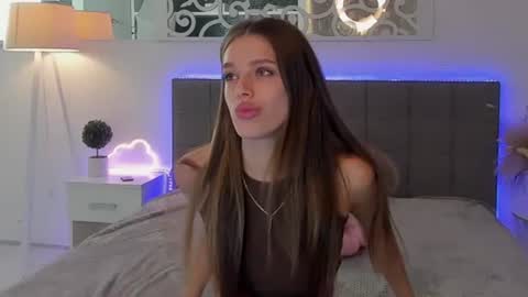 MelissaCrayzy online show from August 15, 7:23 am
