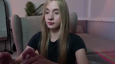 Milissa online show from August 12, 9:39 pm