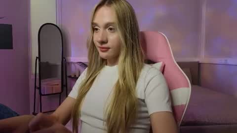 Milissa online show from August 14, 9:07 pm