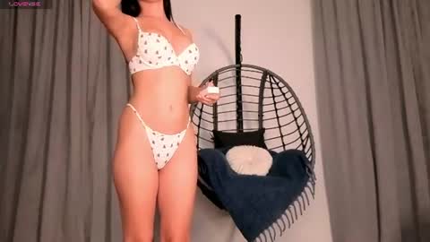 melissande online show from August 14, 2:26 am