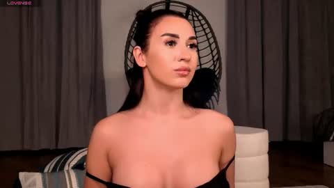 melissande online show from August 15, 1:31 am