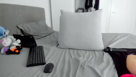 Ariana online show from April 5, 10:45 am