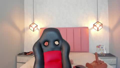    online show from August 11, 1:07 am