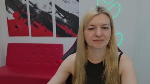 Melissa online show from August 12, 6:49 am