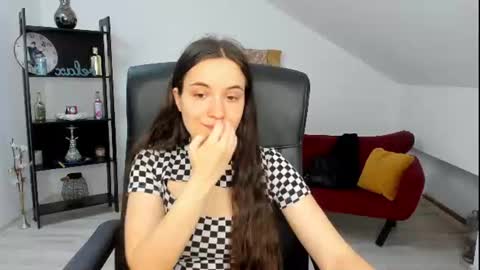 melissawiliam online show from August 11, 12:40 pm