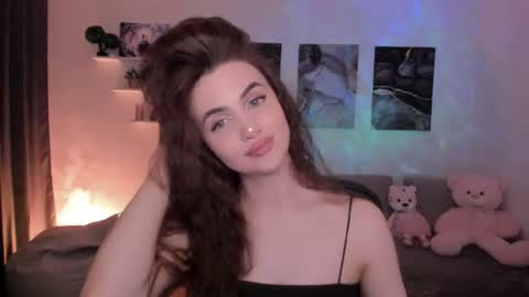 Ms. Tessa online show from July 2, 1:23 pm