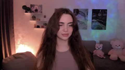 Ms. Tessa online show from July 26, 10:53 am