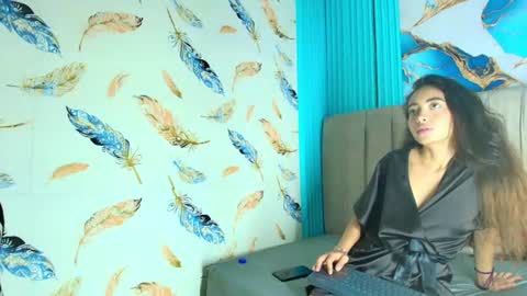mellihotpri online show from August 17, 12:54 pm