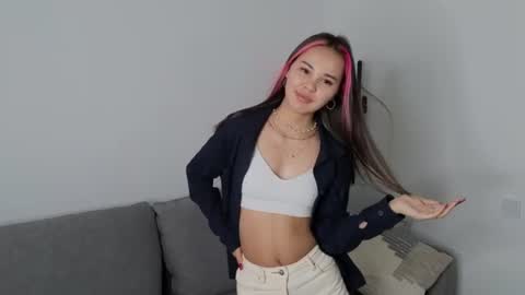 Melly online show from August 14, 11:36 am