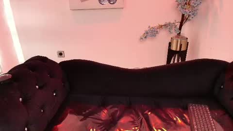 mellissa_gates online show from August 14, 12:42 pm