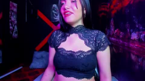 melllks online show from August 15, 4:55 pm