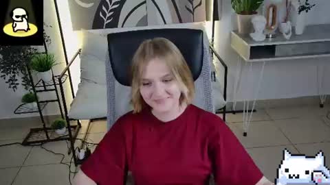 Melody online show from August 8, 6:08 pm