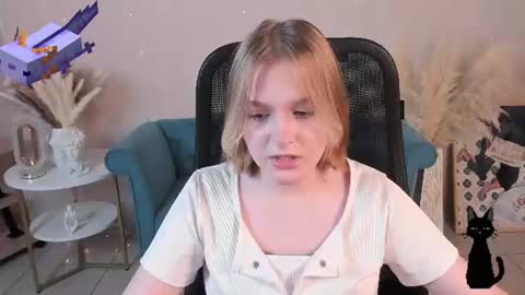 Melody online show from August 13, 9:34 am
