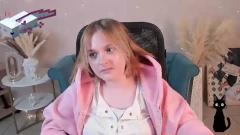 Melody online show from August 13, 3:48 pm