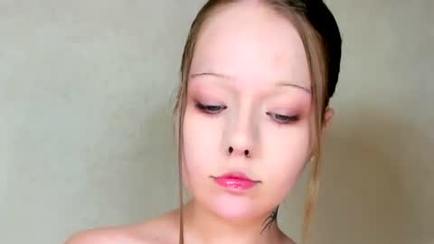 MelMooon online show from July 29, 10:17 pm