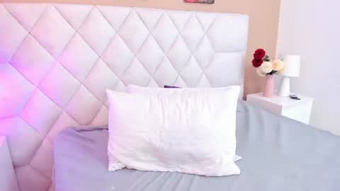 melody__blake online show from August 8, 1:22 pm