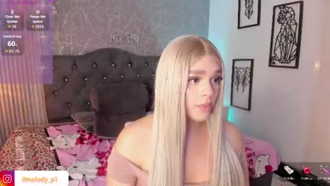 melody_p online show from August 6, 9:19 am