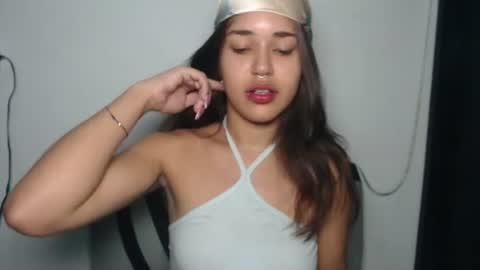 melody_phillips2 online show from August 14, 10:30 am
