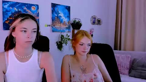 Your cute girl  online show from August 6, 10:03 am
