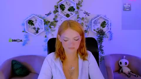 Your cute girl  online show from August 15, 3:38 pm