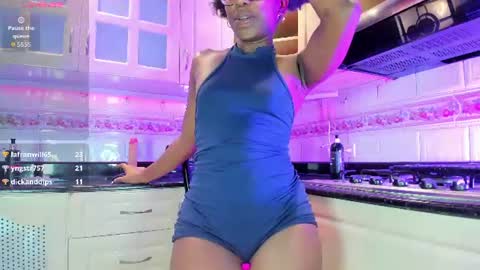     online show from August 4, 2:19 am