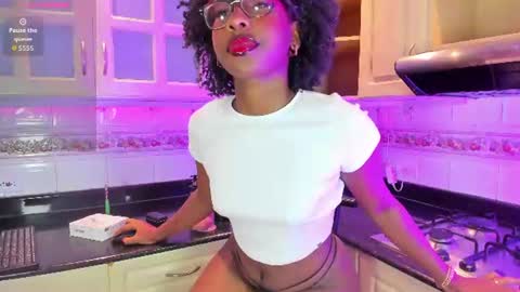     online show from August 8, 9:04 pm