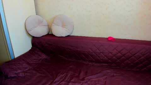melodyoflovee online show from August 14, 3:21 am