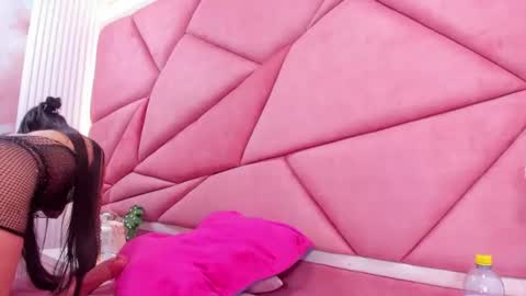 melodysmithass online show from August 7, 7:30 am