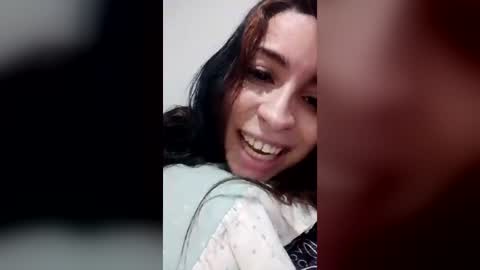 melzinha85 online show from July 20, 10:46 pm