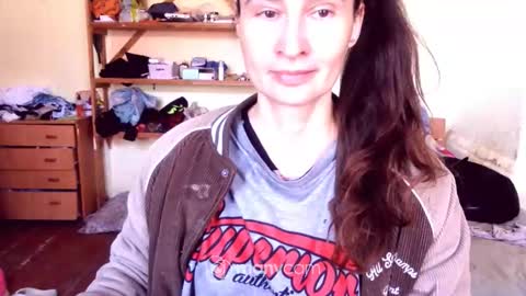 Yummygirl online show from May 4, 5:02 am