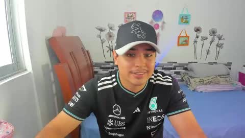 Yuta fuck online show from May 27, 8:00 pm