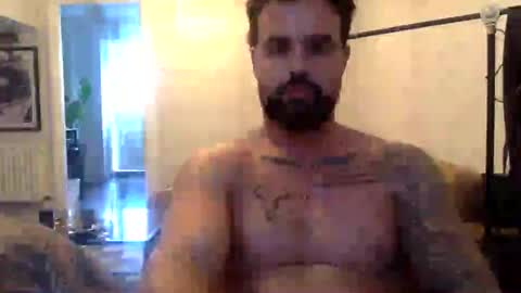 mentholass online show from August 12, 5:21 am