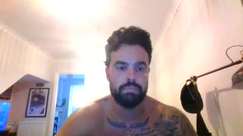 mentholass online show from August 12, 5:59 pm