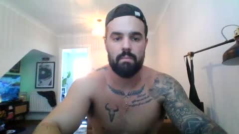 mentholass online show from August 14, 2:53 pm