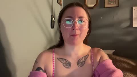 meowmaxx online show from April 10, 1:32 am