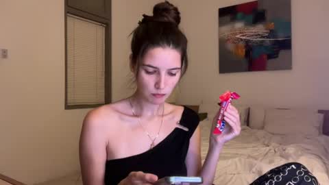 LEVA online show from August 3, 10:44 am