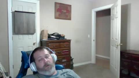 mercer1977 online show from June 14, 9:01 pm