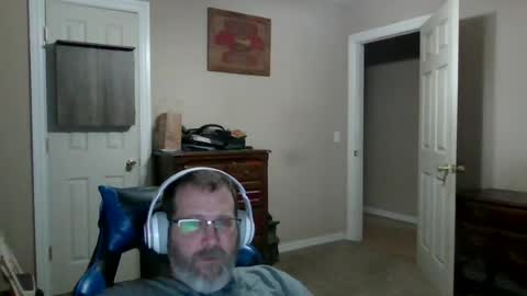 mercer1977 online show from June 15, 12:14 pm