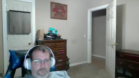 mercer1977 online show from June 29, 3:59 pm