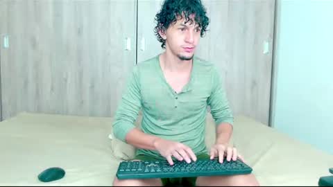 meridandwither online show from August 5, 11:08 am